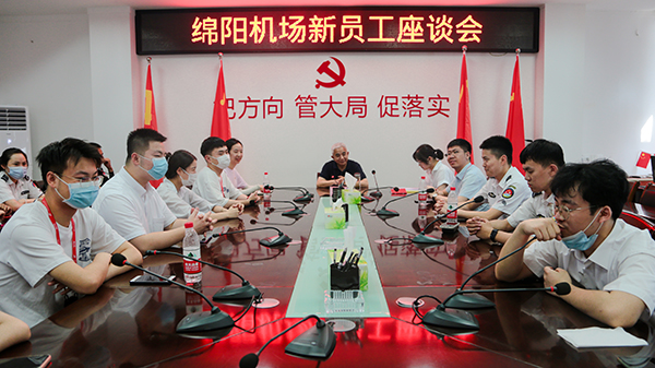 “助力鄉(xiāng)村振興，踐行艱苦奮斗” 將新員工黨性教育活動搬到對口幫扶村4.jpg